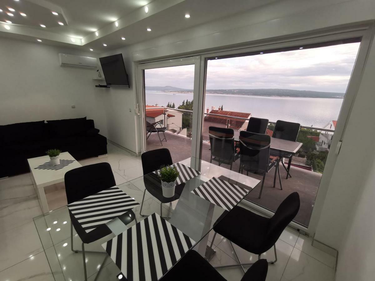 Apartments Blazevic, Heated Pool&Jacuzzi Dramalj Exterior photo